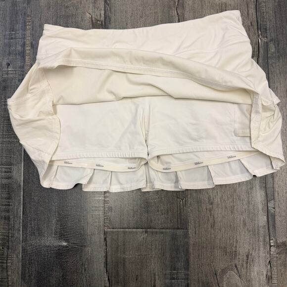 Lululemon Run Pace Setter Ruffle Back White Mini Skirt Sz 8 - Picture 5 of 9
